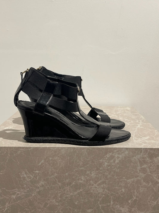 Sandales Fendi noires T.40