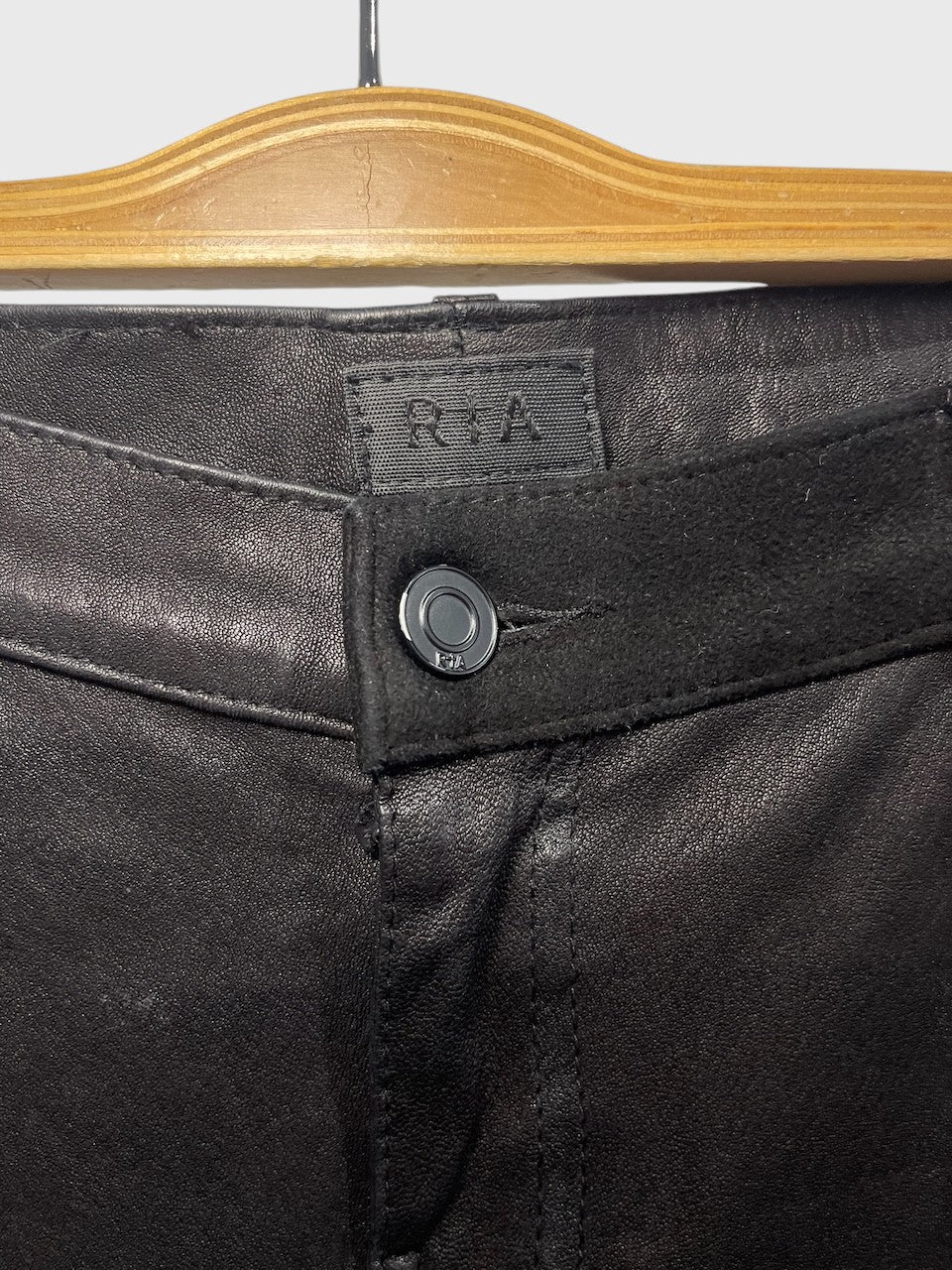 Pantalon RTA en cuir T.25