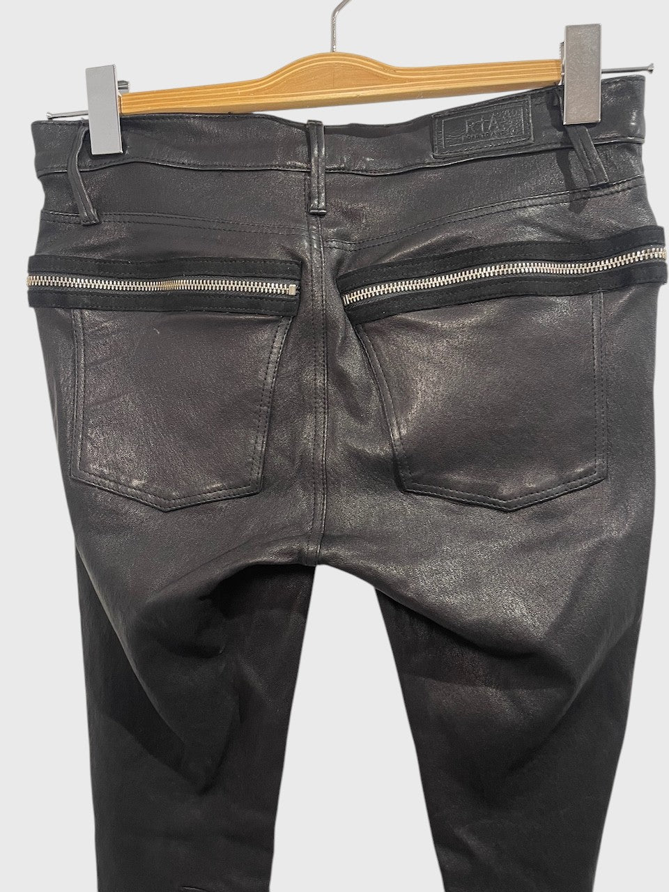Pantalon RTA en cuir T.25