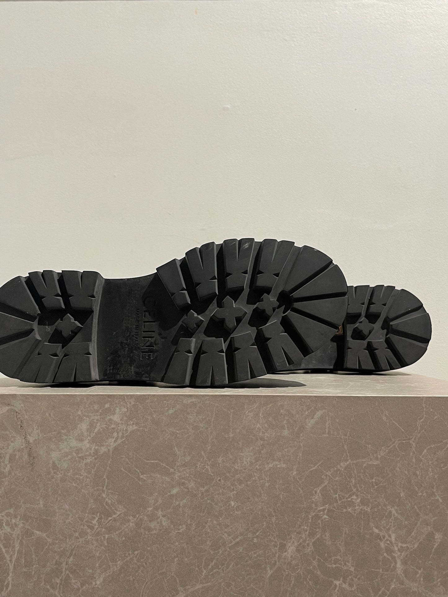 Mocassins Celine noirs T.37