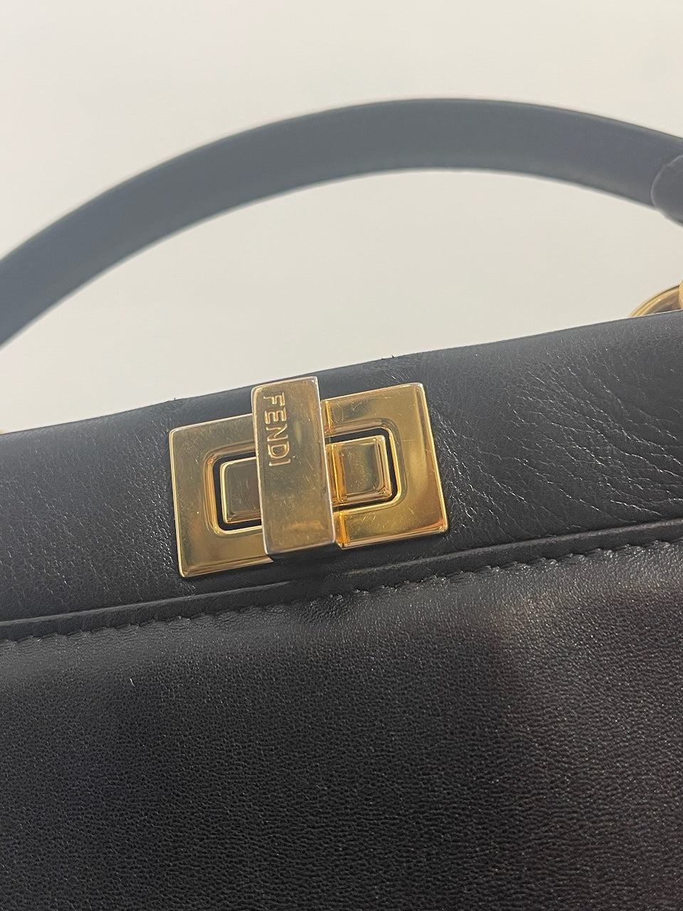 Sac Fendi Peekaboo Mini noir