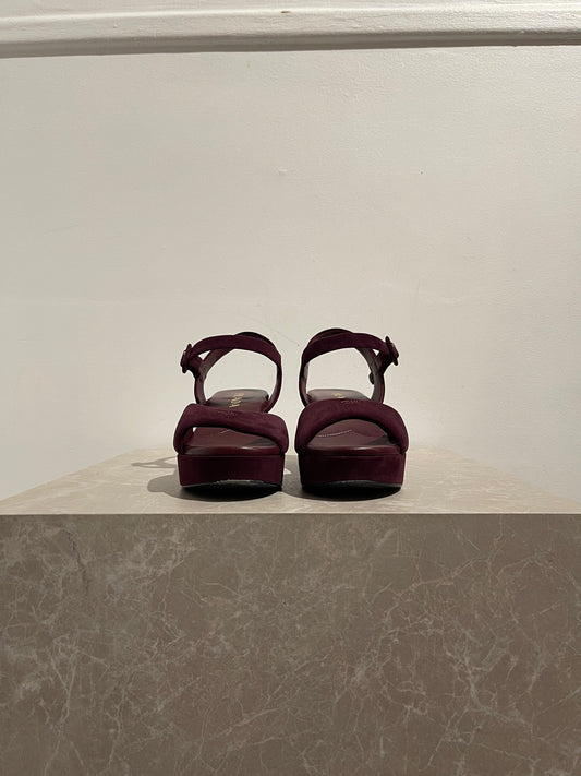 Sandales Prada bordeaux T.37,5