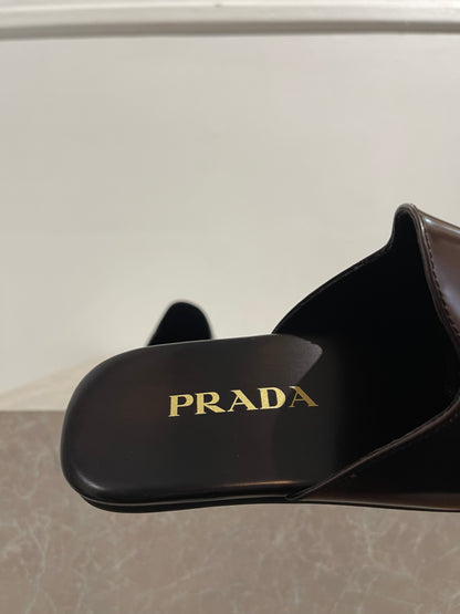 Mules Prada marron T.37