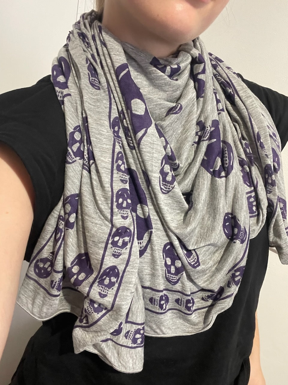 Foulard Alexander McQueen Gris