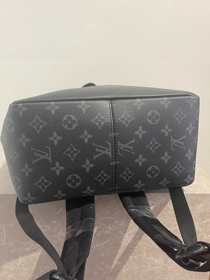 Sac à dos Louis Vuitton noir NEUF