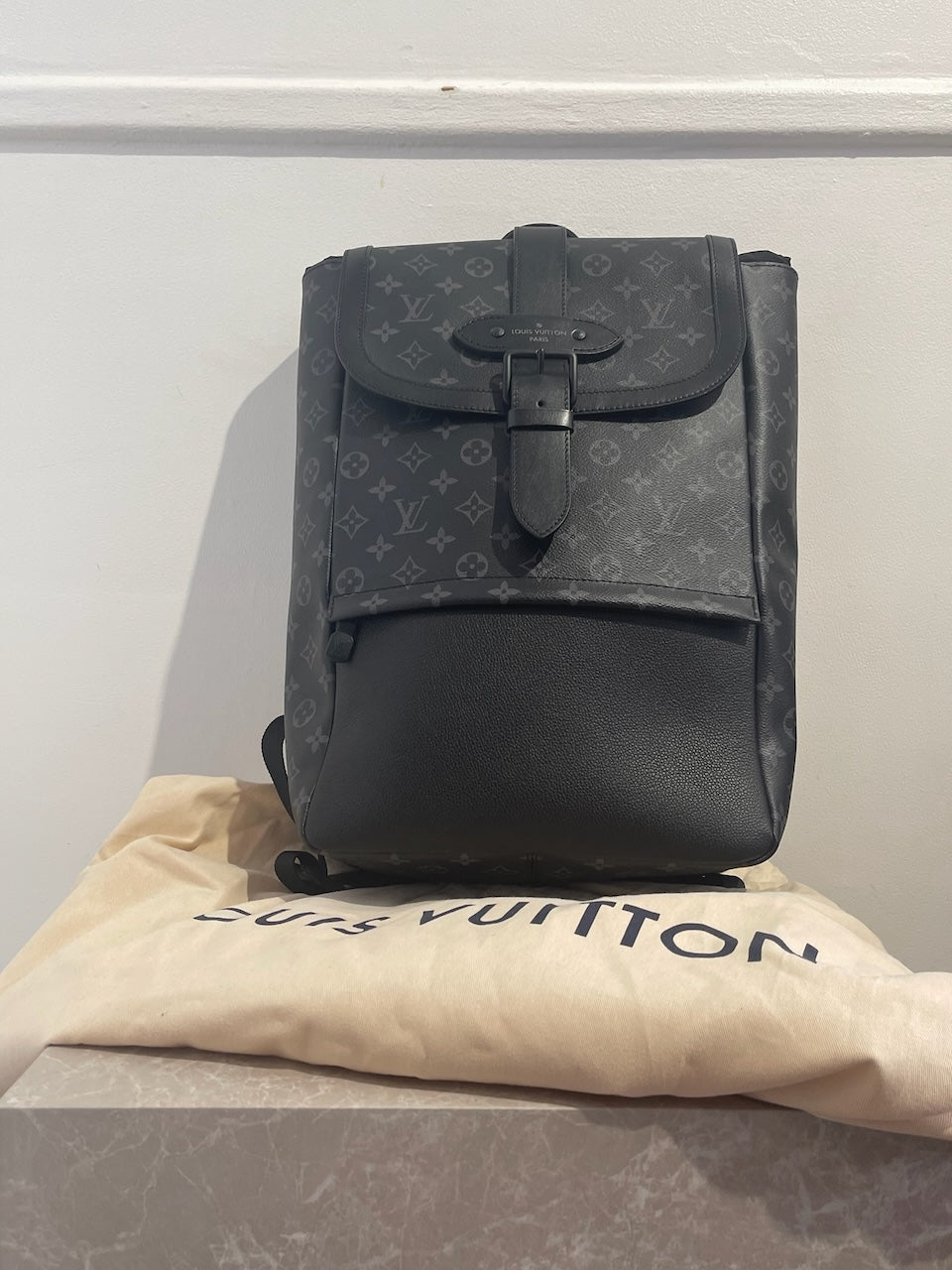 Sac à dos Louis Vuitton noir NEUF