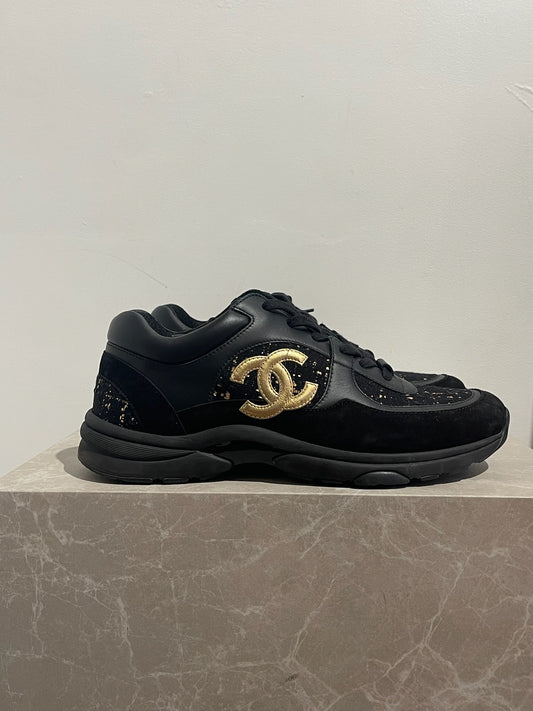 Baskets Chanel noires T.45