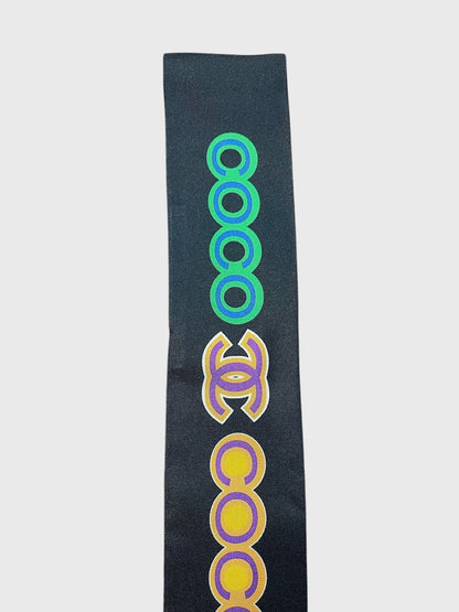 Foulard slim Chanel noir Coco