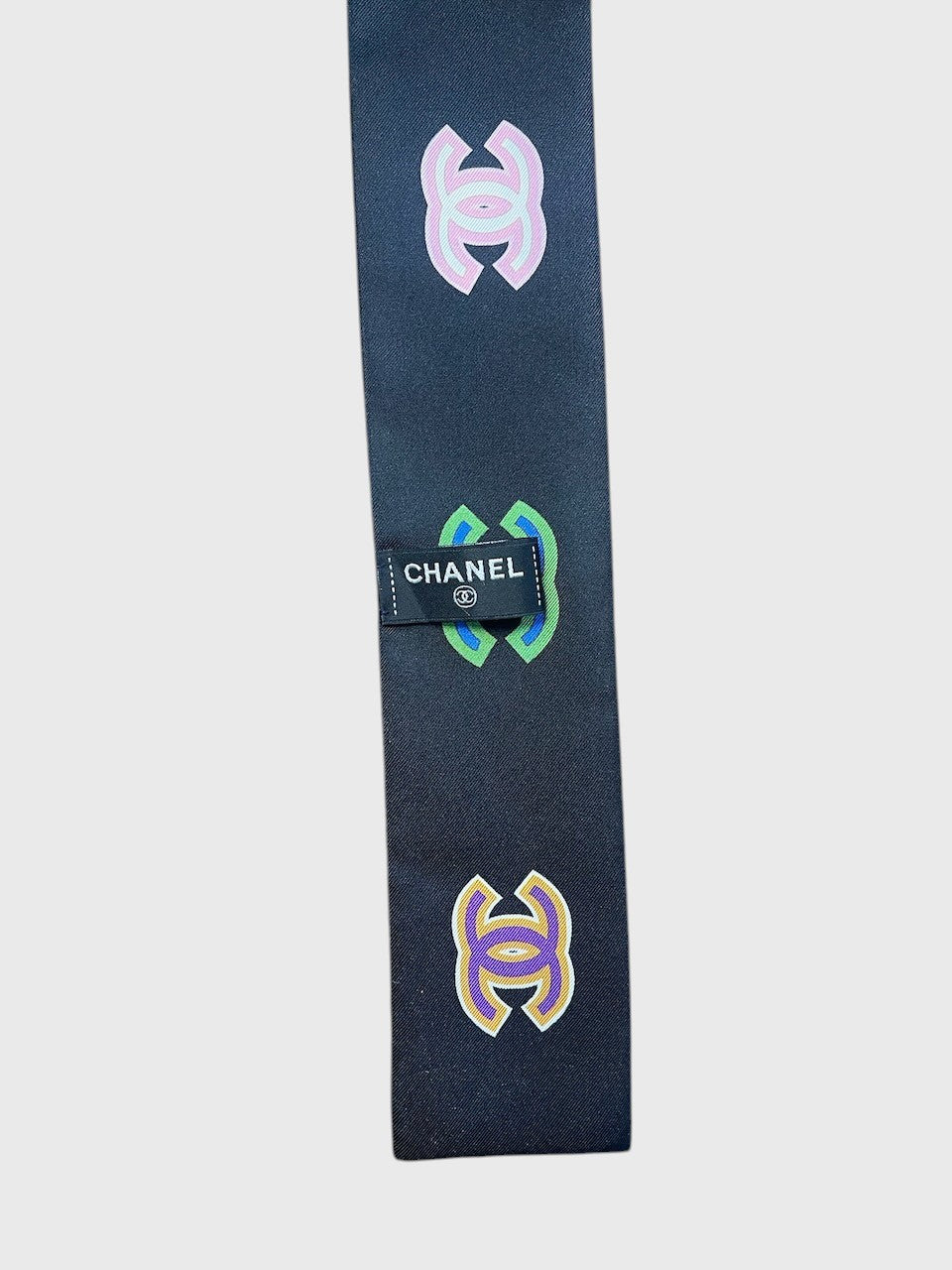 Foulard slim Chanel noir Coco