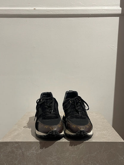 Basket Louis Vuitton Run Away T.40