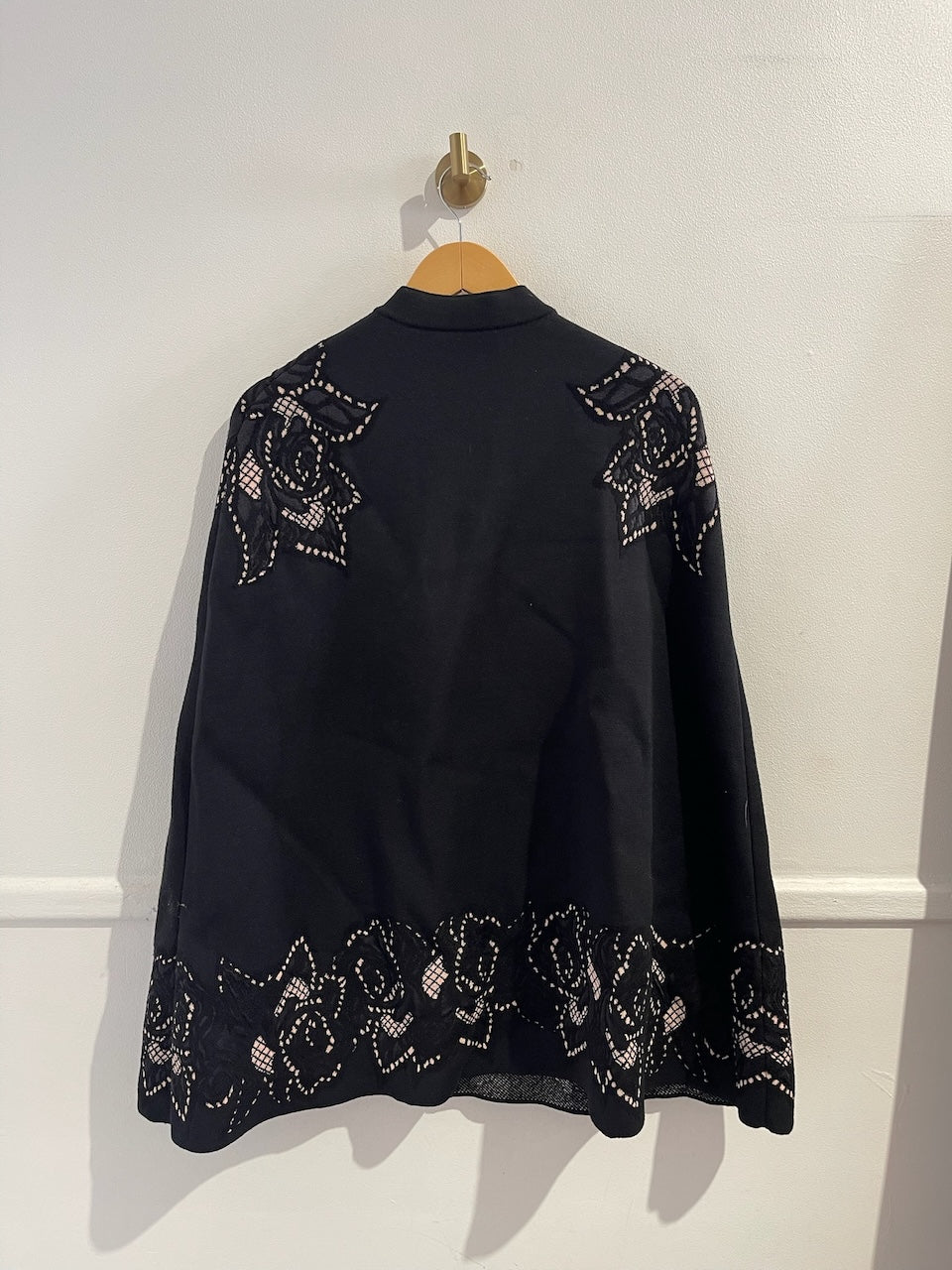 Cape Alexander McQueen noire T.S