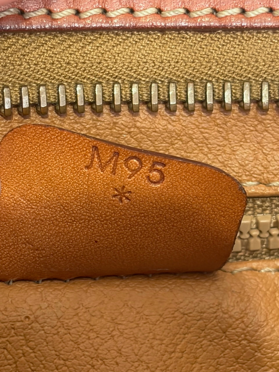 Pochette Celine Triomphe