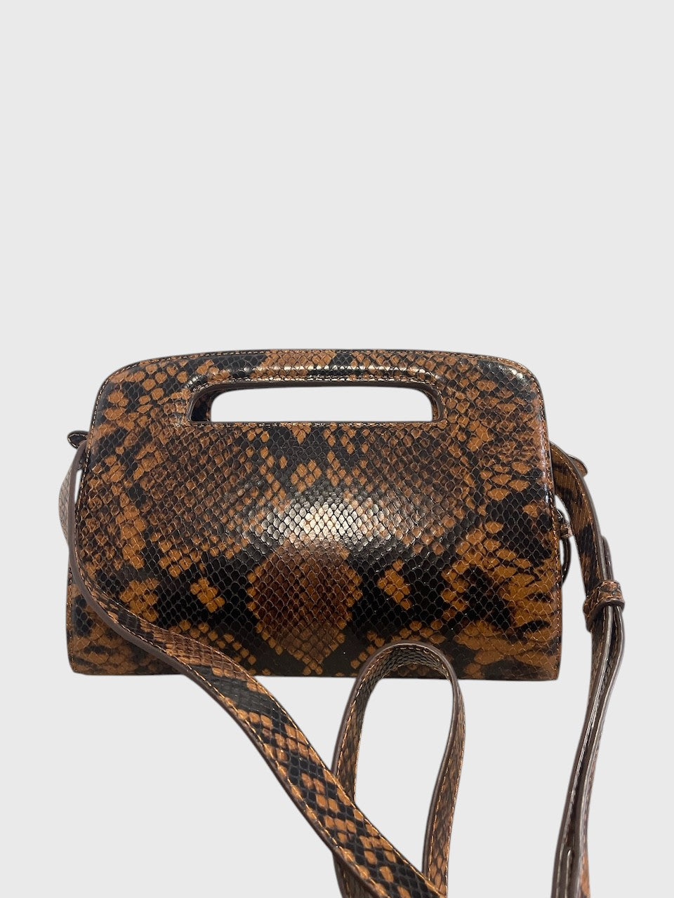 Sac Ami Paris en pyhton