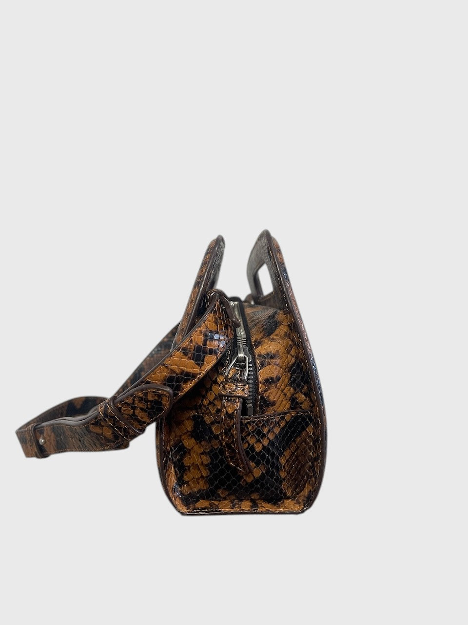 Sac Ami Paris en pyhton