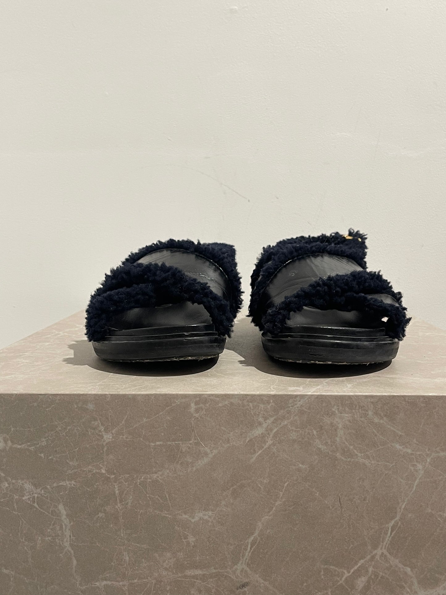 Sandales Marni fourrées T.38,5