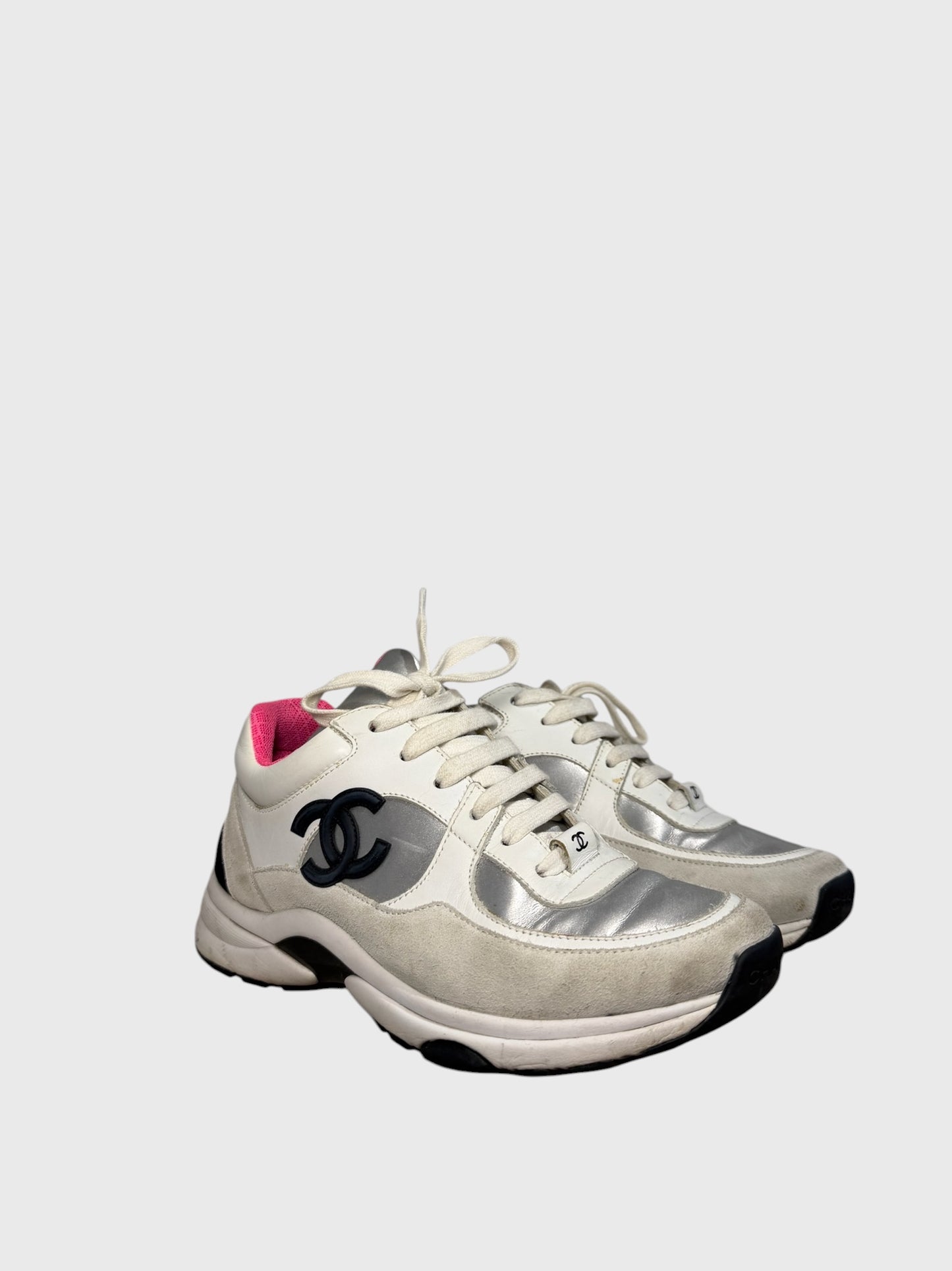 Baskets Chanel blanches T.35