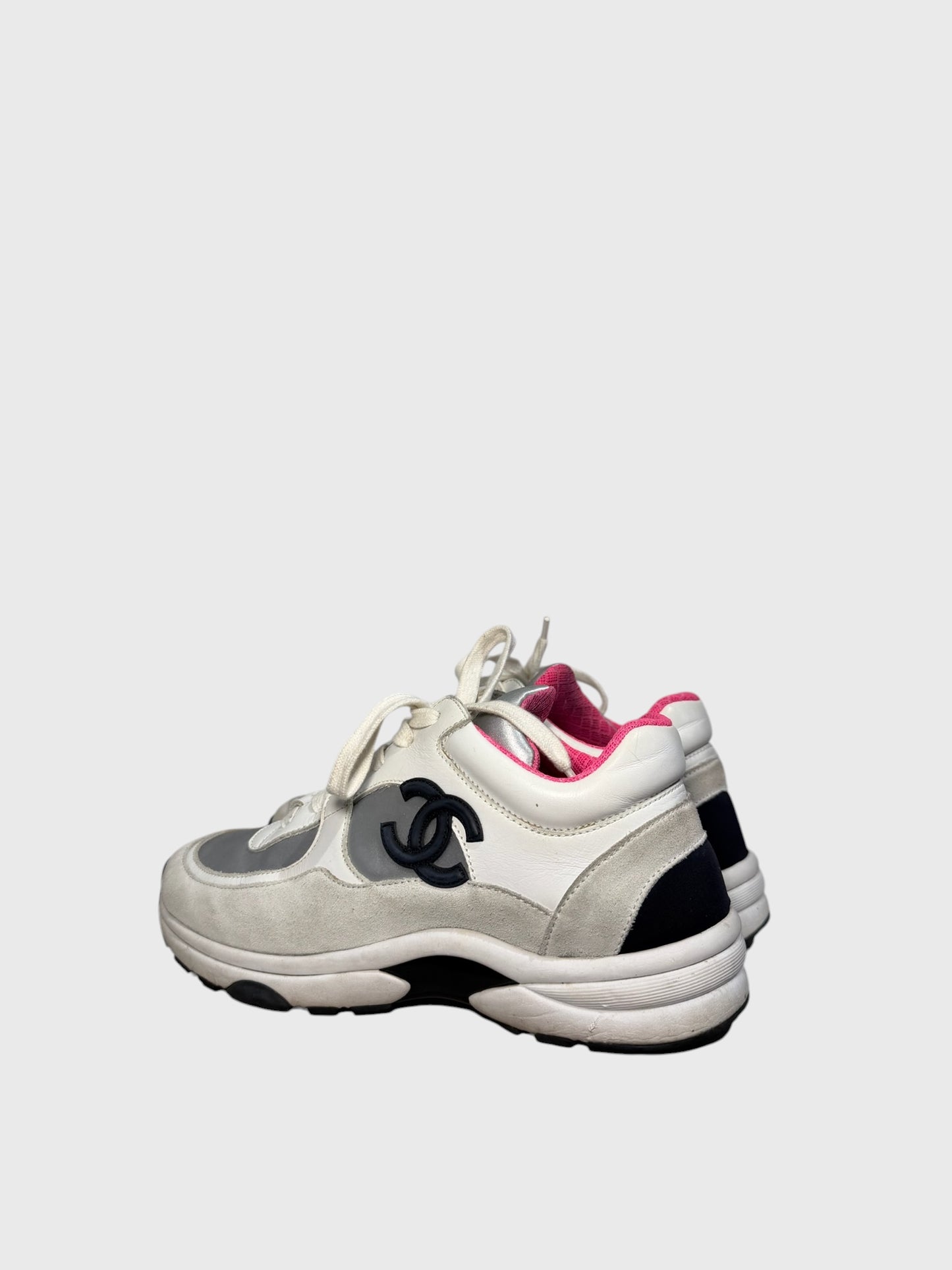 Baskets Chanel blanches T.35