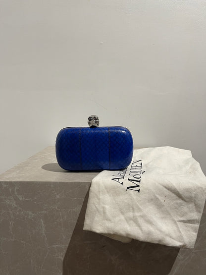 Minaudière Alexander McQueen bleue