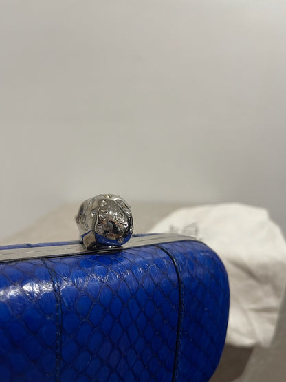 Minaudière Alexander McQueen bleue
