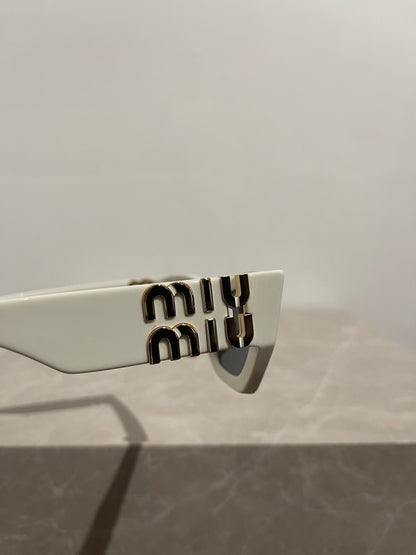 Lunettes Miu Miu blanches