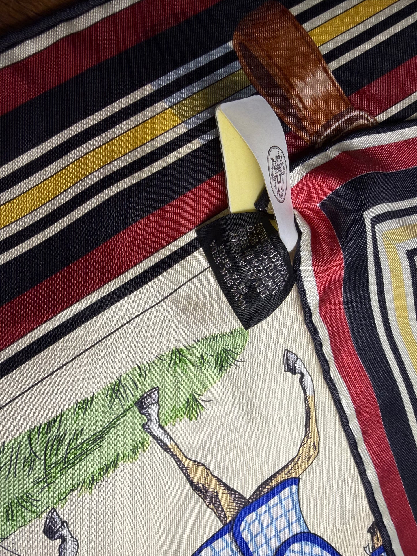 Foulard Hermès Couvertures et Tenues 90