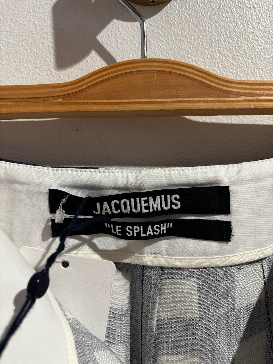 Short Jacquemus bleu T.32 NEUF