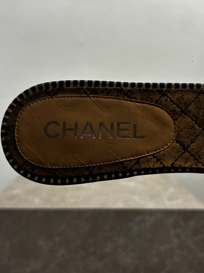 Mules Chanel rayée T.41