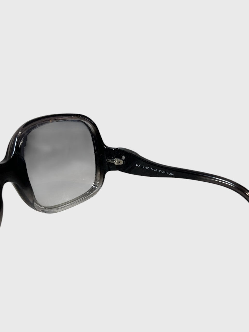 Lunettes de soleil Balenciaga grises