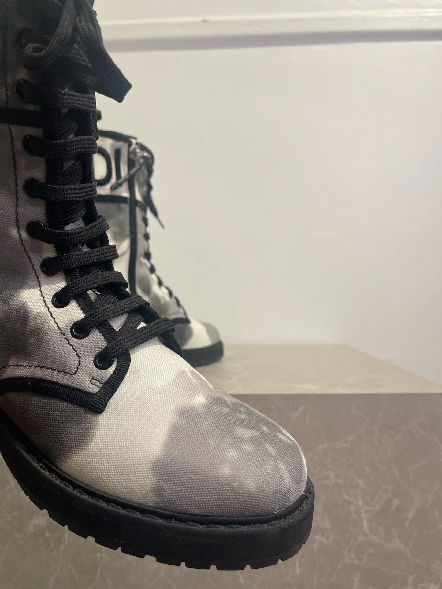 Bottines Fendi noires T.36,5