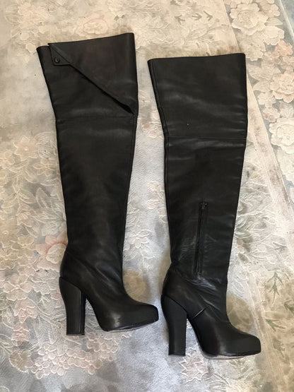 Bottes Carven noires T.37