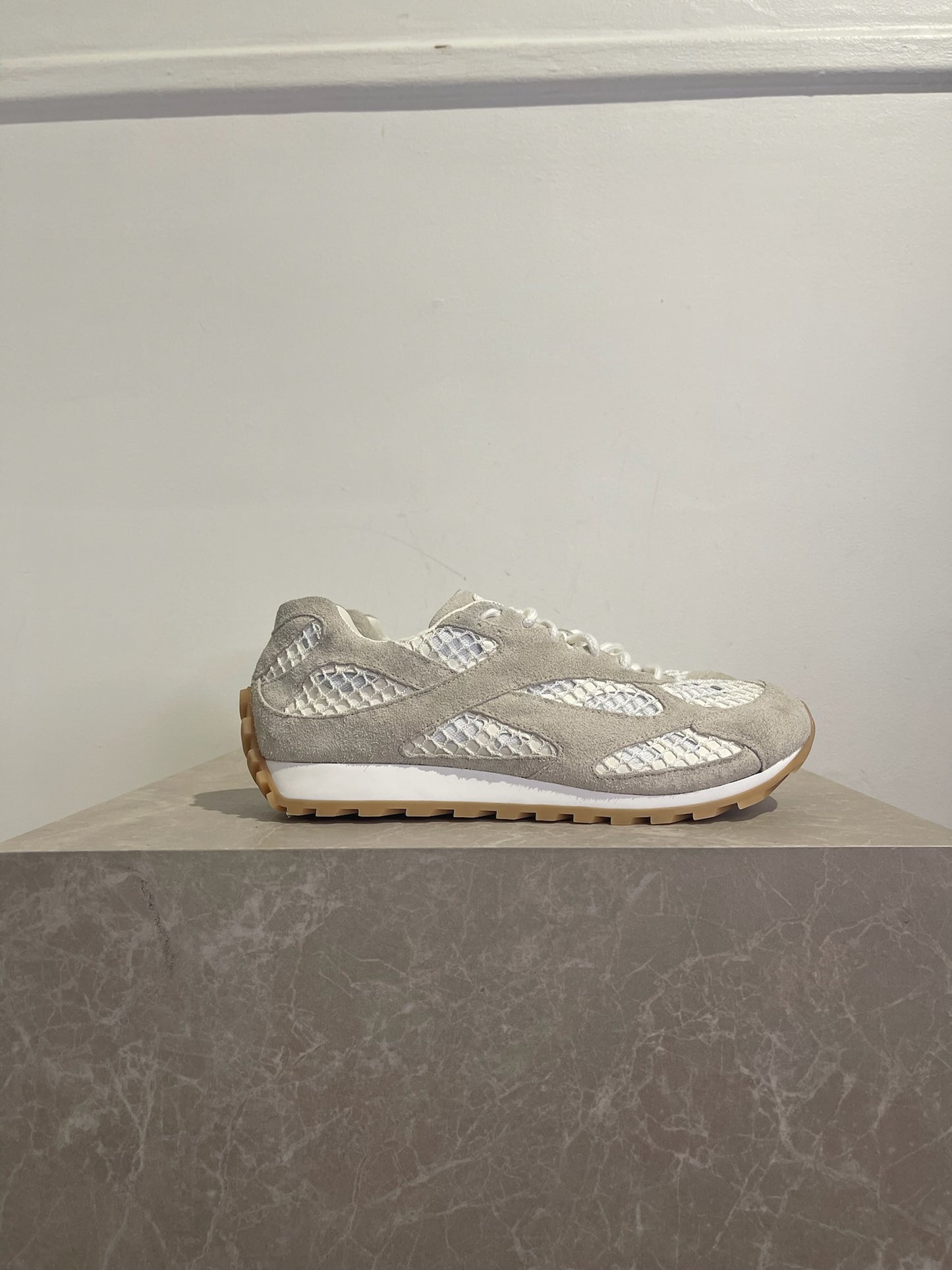 Baskets Bottega Veneta Orbit T.40