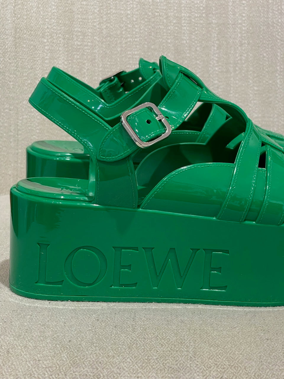 Sandales Loewe vertes T.39 NEUVES