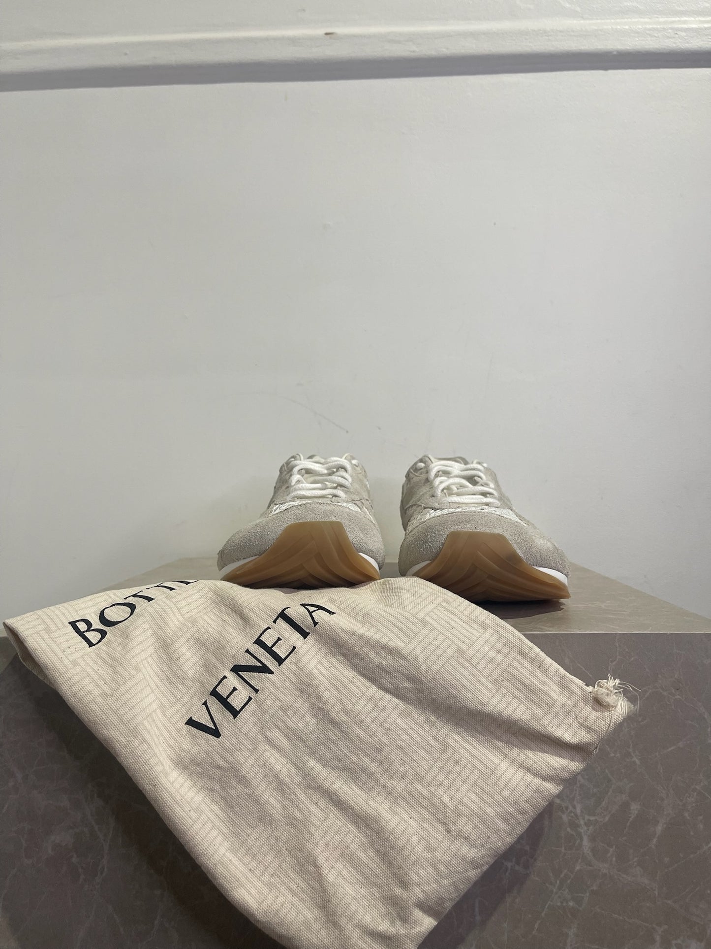 Baskets Bottega Veneta Orbit T.40