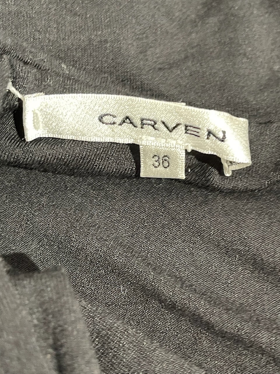 Robe Carven noire T.36