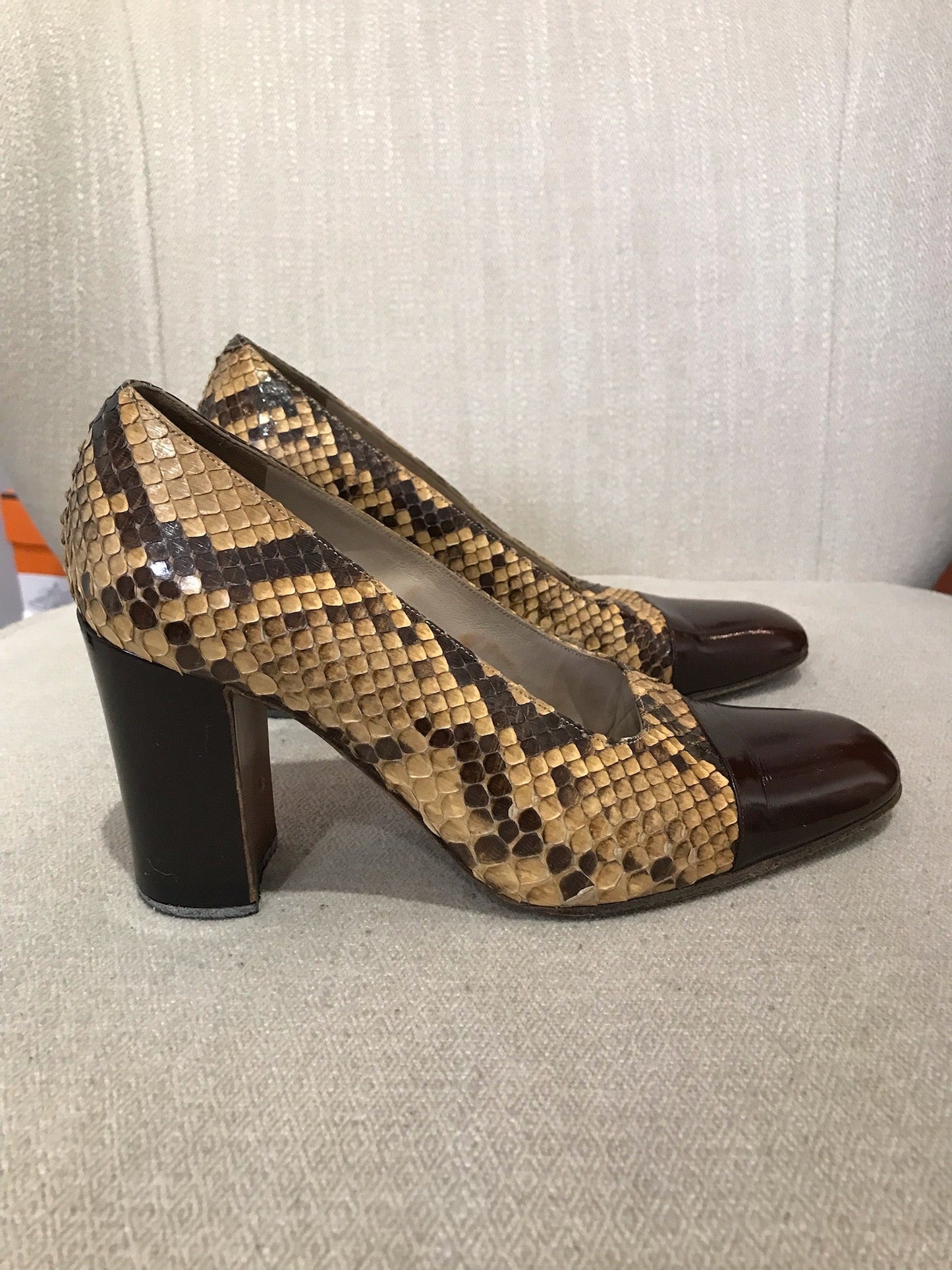 Escarpins Chanel python T.35,5