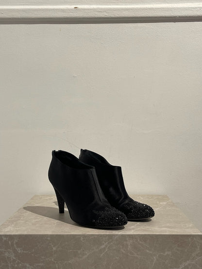 Bottines Chanel noires T.38