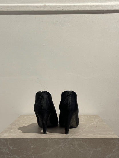 Bottines Chanel noires T.38