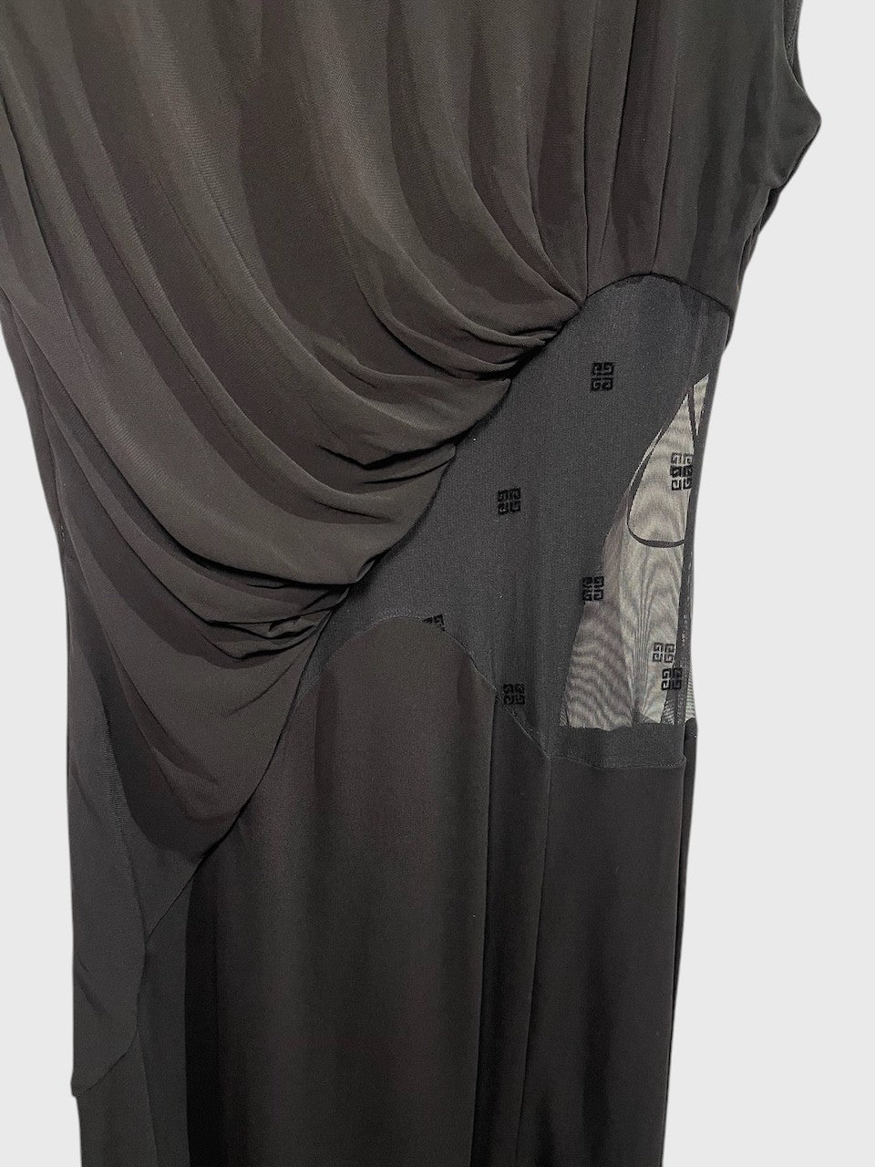 Robe Givenchy noire T.40