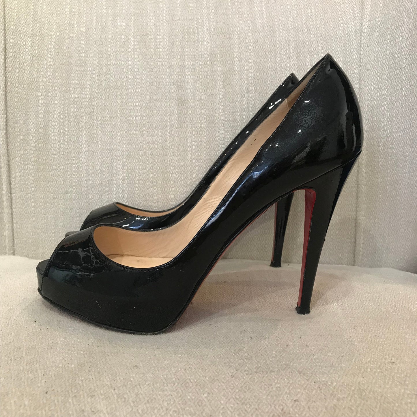 Escarpins Christian Louboutin noirs T.39,5