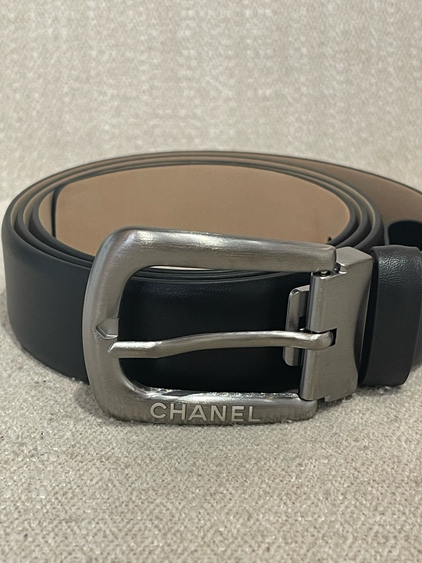 Ceinture Chanel noire NEUVE