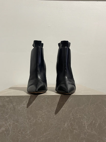 Bottines Givenchy noires T.37