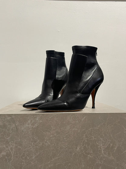 Bottines Givenchy noires T.37