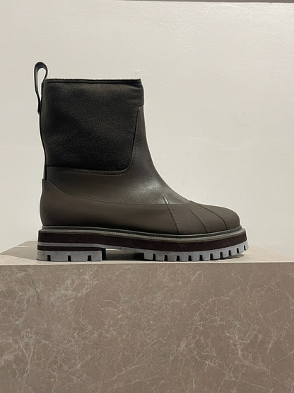 Bottines Loro Piana marron T.39,5