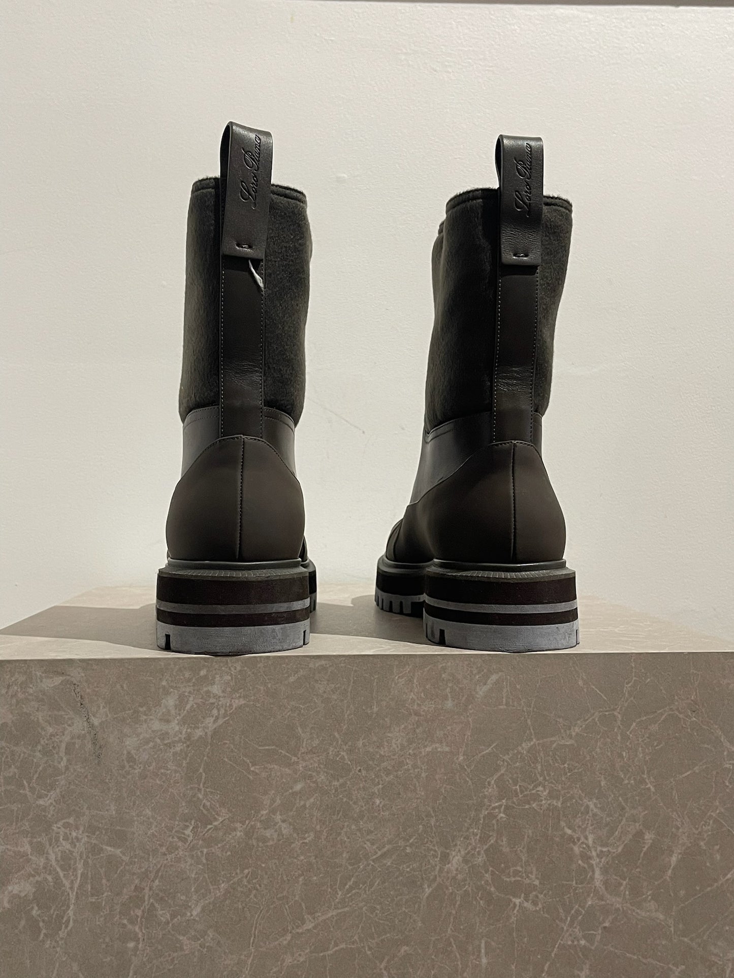 Bottines Loro Piana marron T.39,5