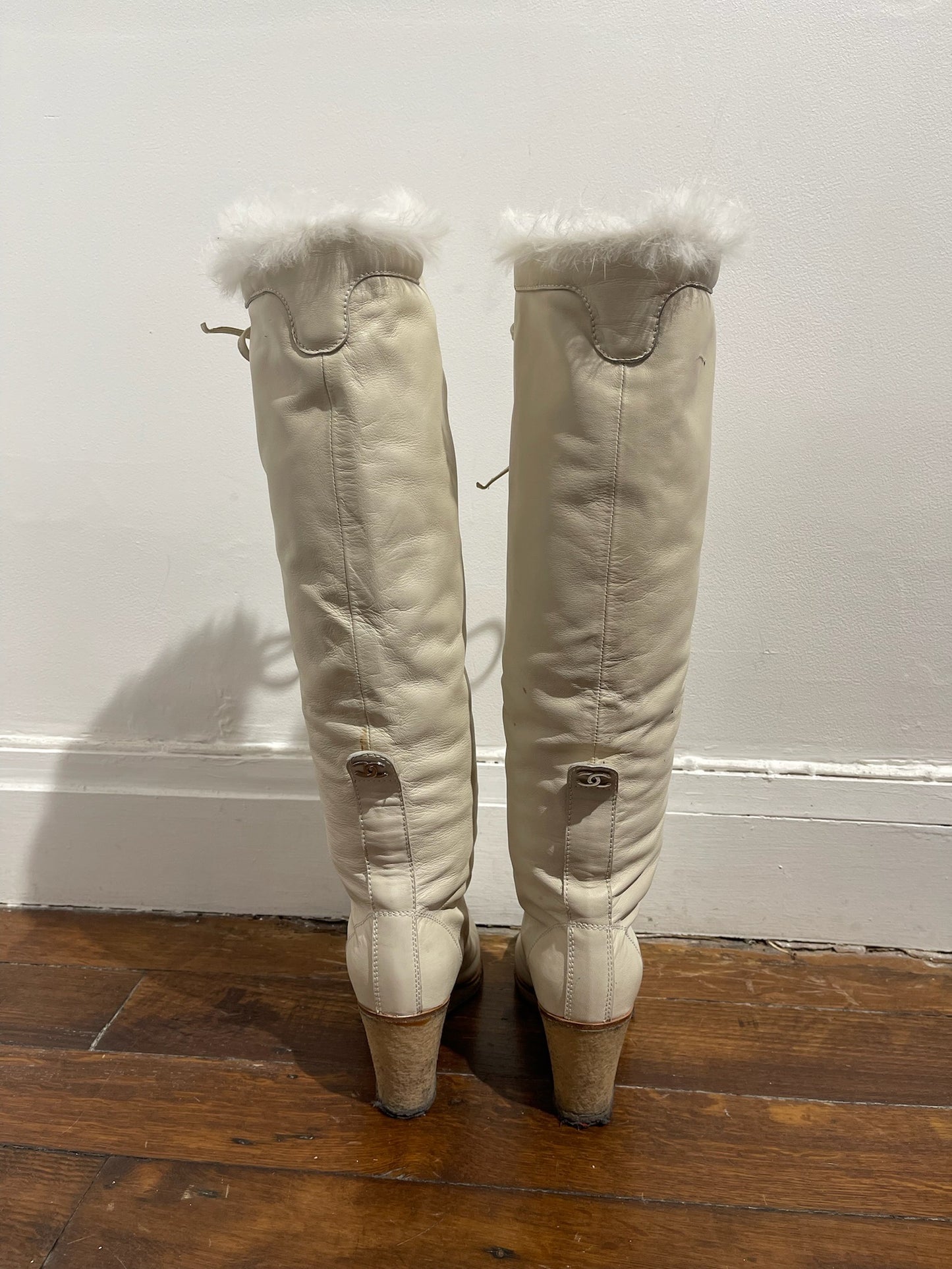 Bottes Chanel T.36