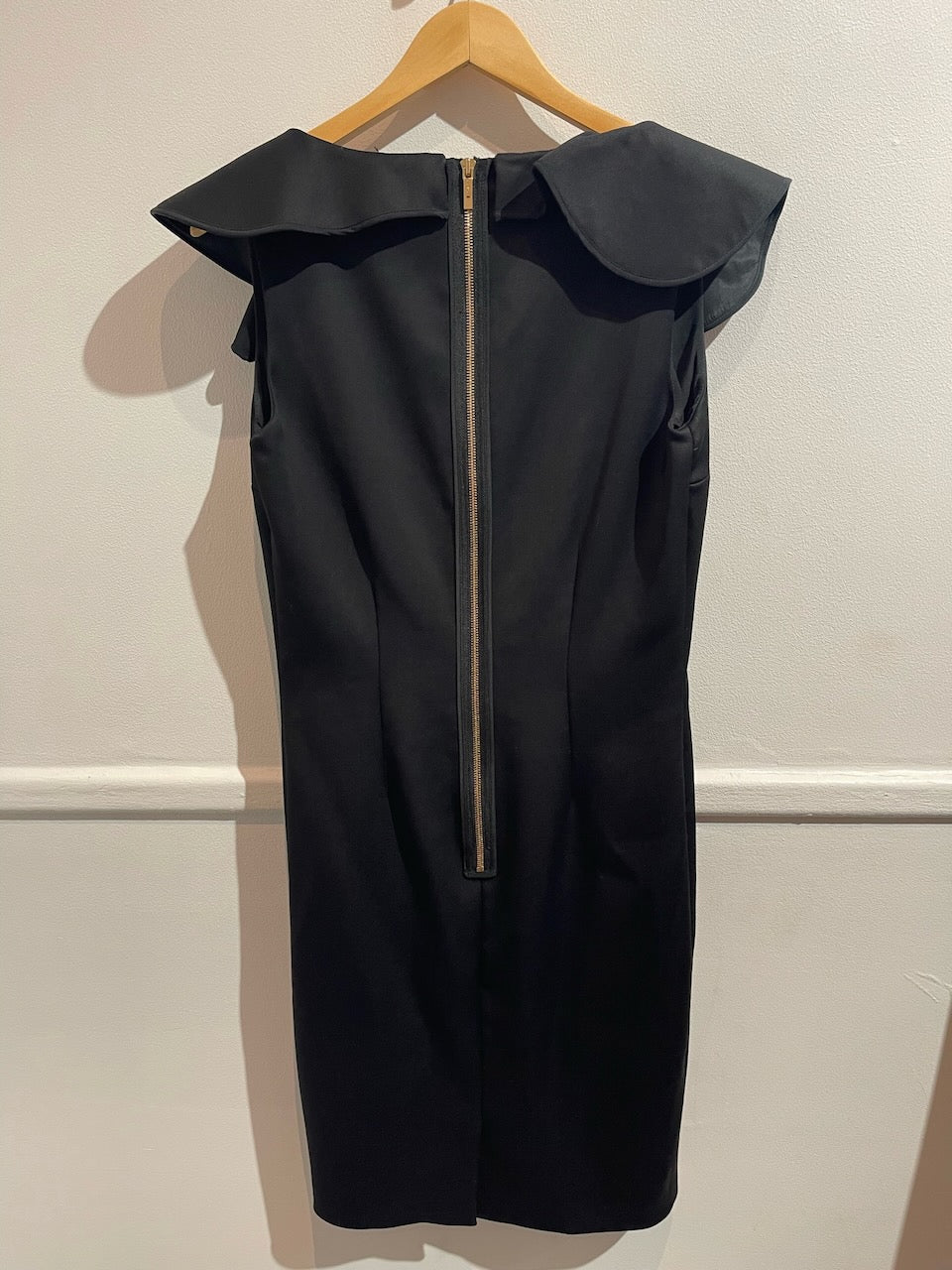 Robe Fendi noire T.40