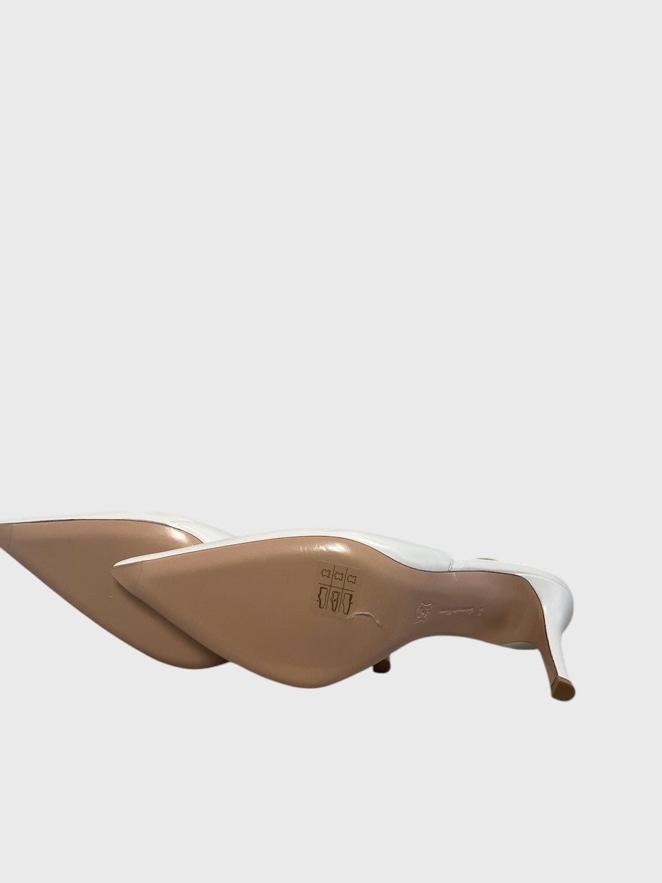 Escarpins Gianvito Rossi blancs T.38