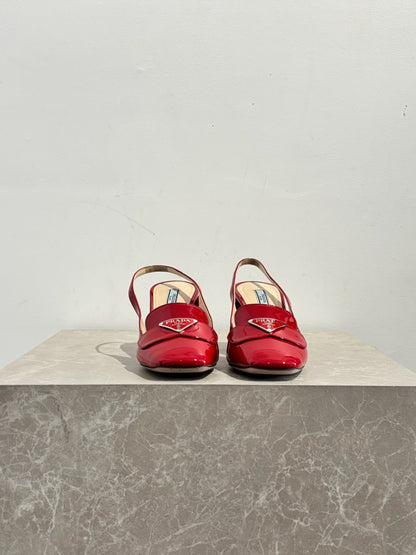Escarpins Prada rouges T.36