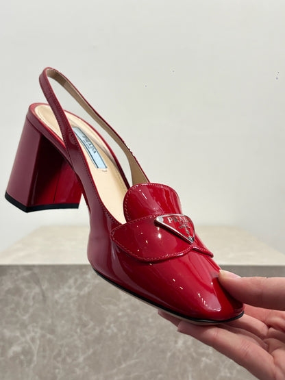 Escarpins Prada rouges T.36