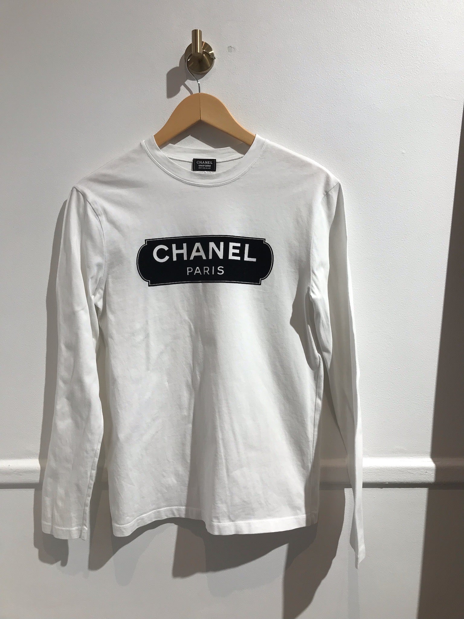 Pull Chanel noir T.XS – Closet2Closet.Paris